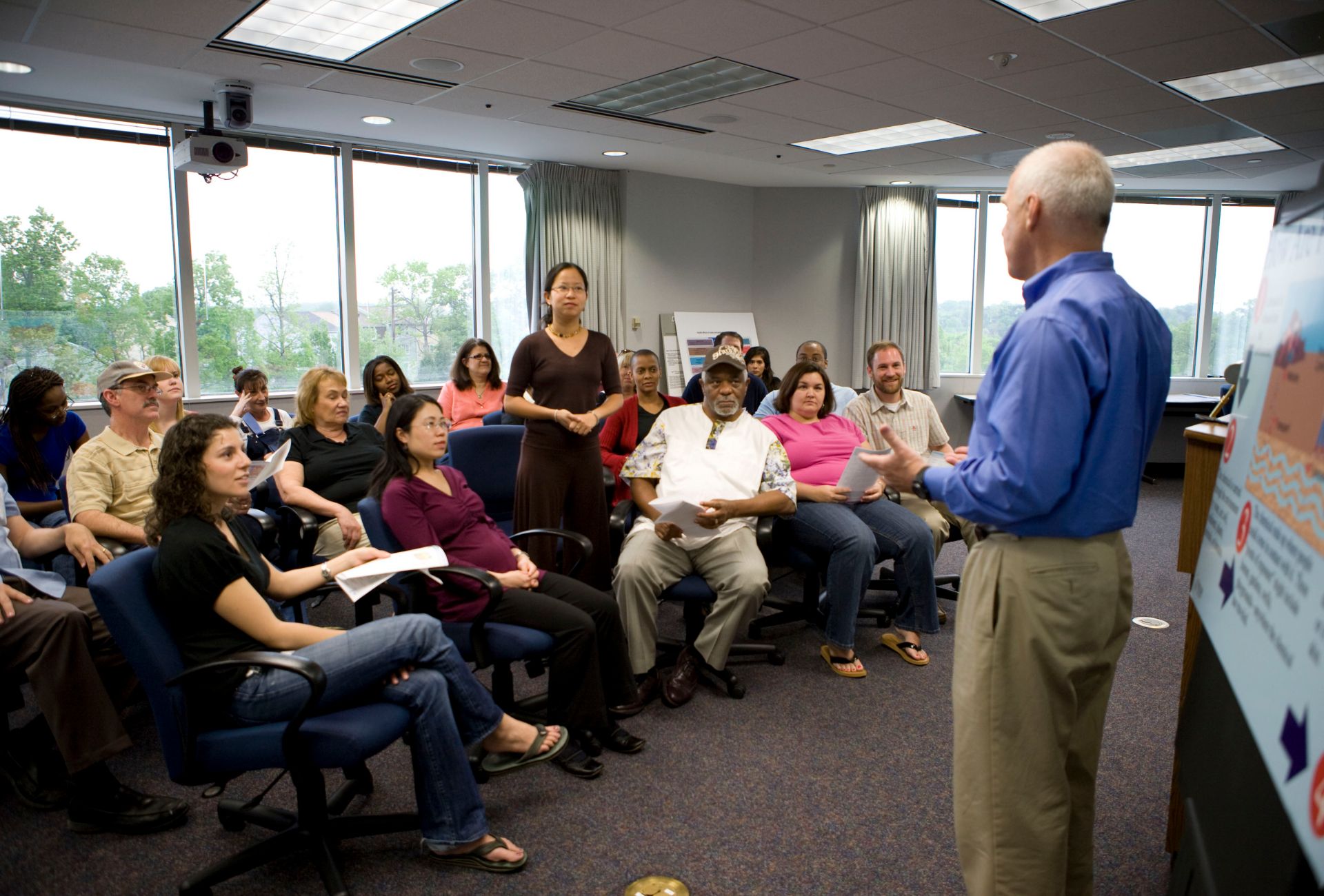Master listener attention in public speaking